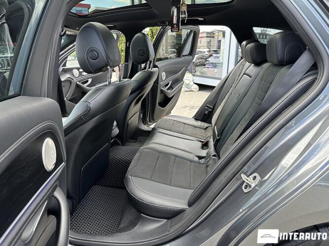 Mercedes E 220 45 mercedes E 220 2021