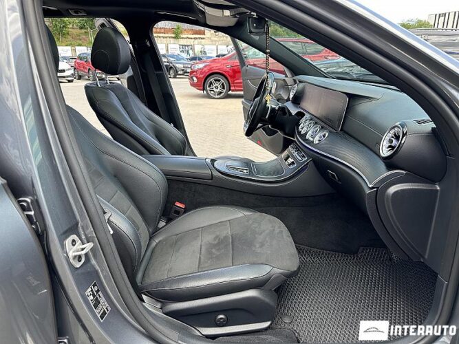 Mercedes E 220 48 mercedes E 220 2021