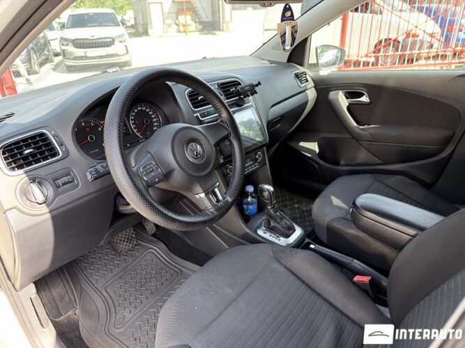 Volkswagen Polo 32 volkswagen Polo 2012