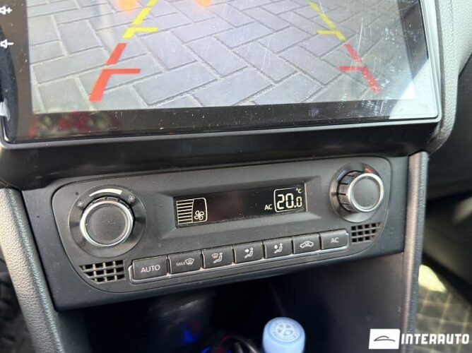 Volkswagen Polo 36 volkswagen Polo 2012