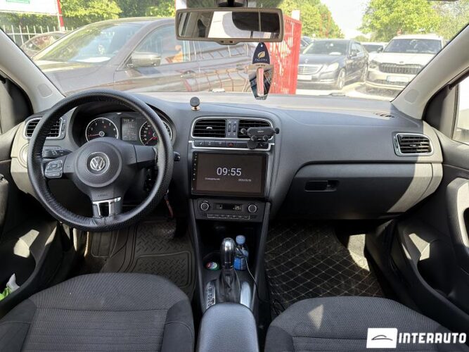 Volkswagen Polo 38 volkswagen Polo 2012