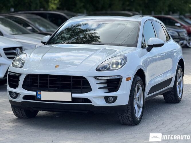 Porsche Macan 2016 doar la InterAuto
