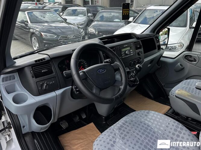 ford Transit 2012