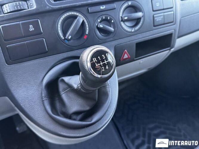 volkswagen Transporter 2010