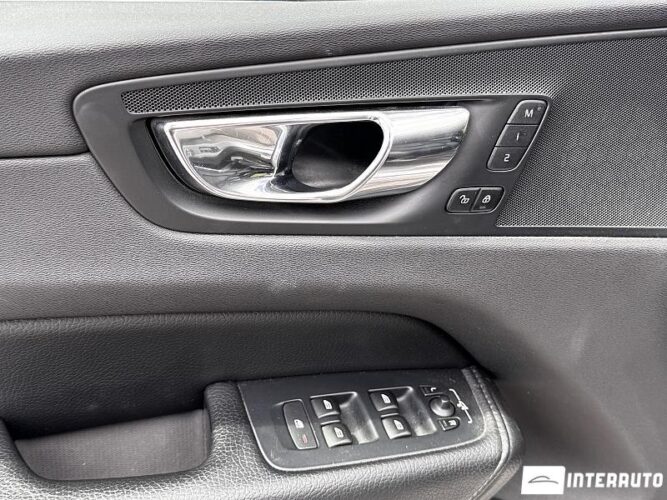 volvo XC 60 2018