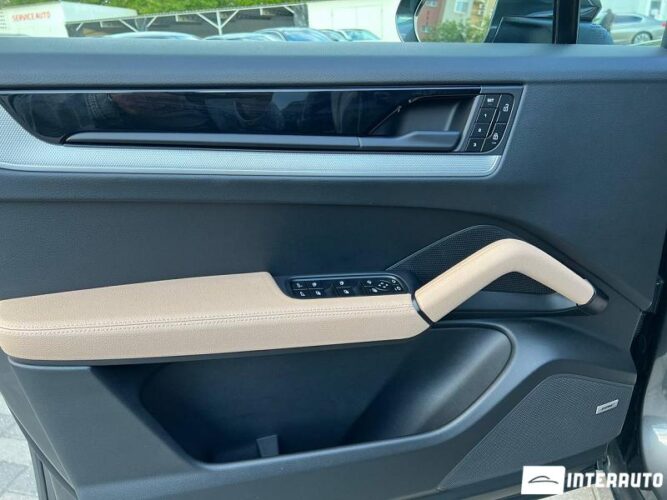 porsche Cayenne 2023