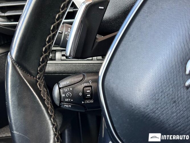 Peugeot 3008 34 peugeot 3008 2018