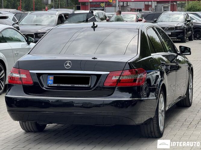 Mercedes E 220 32 mercedes E 220 2011