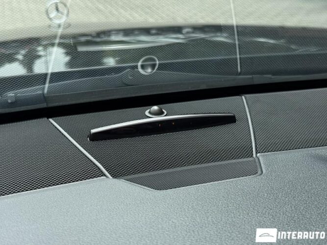 Mercedes E 220 40 mercedes E 220 2011