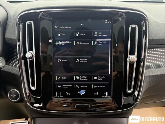 volvo XC 40 2020