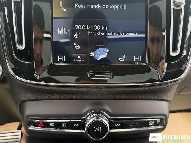 volvo XC 40 2020