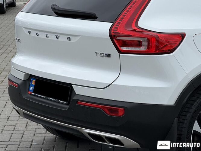 volvo XC 40 2020