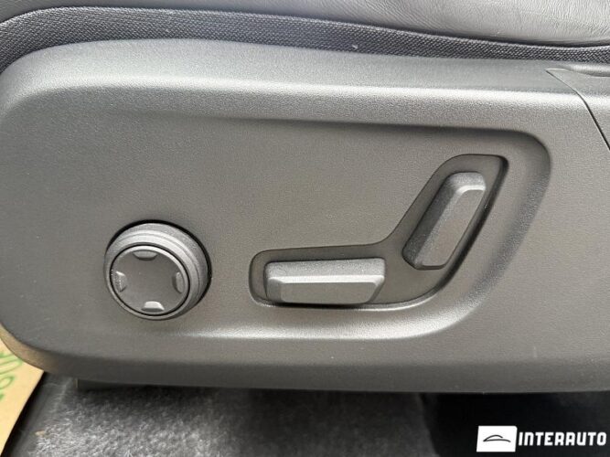 volvo XC 40 2020