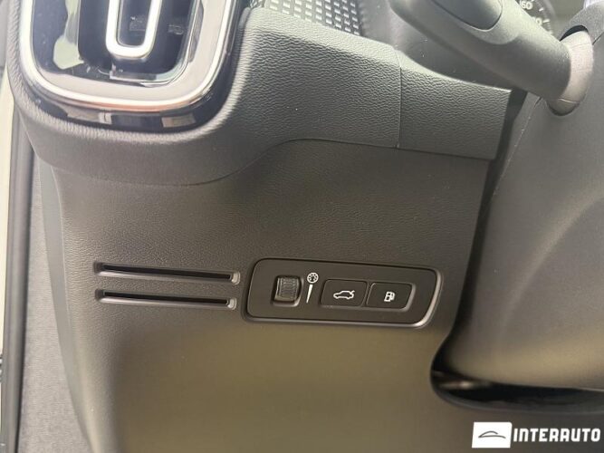volvo XC 40 2020