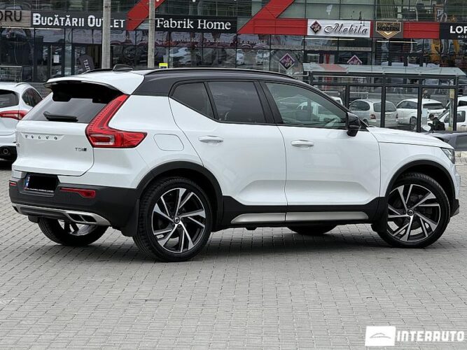 volvo XC 40 2020