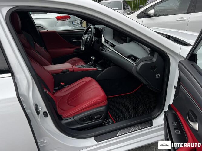 lexus ES 300h 2020