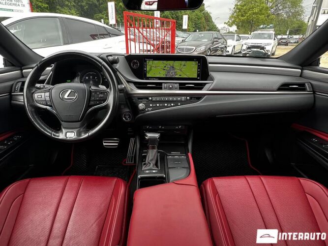 lexus ES 300h 2020