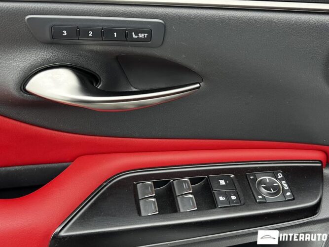 lexus ES 300h 2020