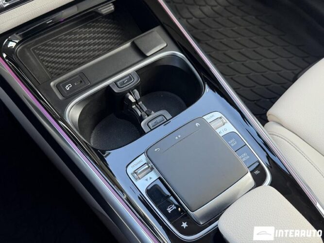 mercedes GLB 250 2020