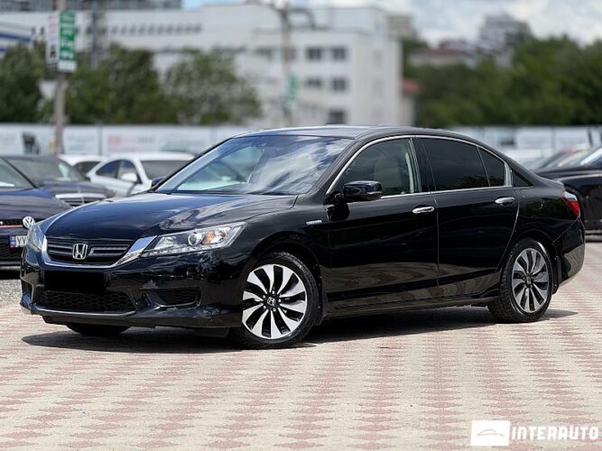 Honda Accord 2014 doar la InterAuto
