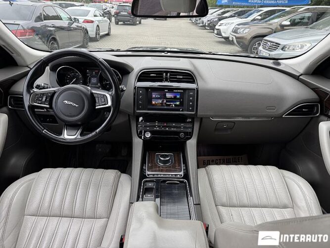jaguar F-Pace 2017
