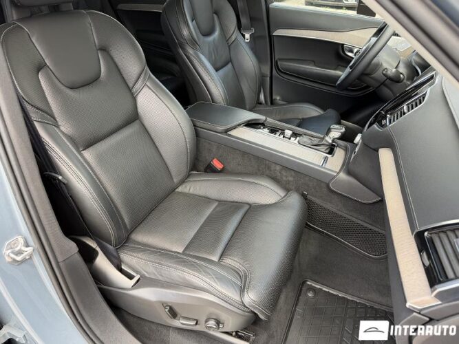 volvo XC 90 2020