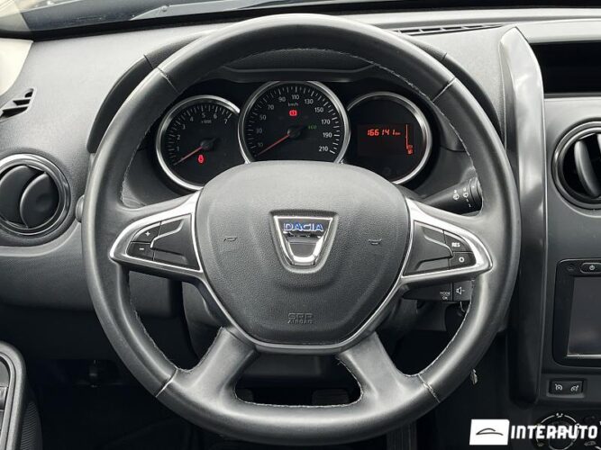 dacia Duster 2017