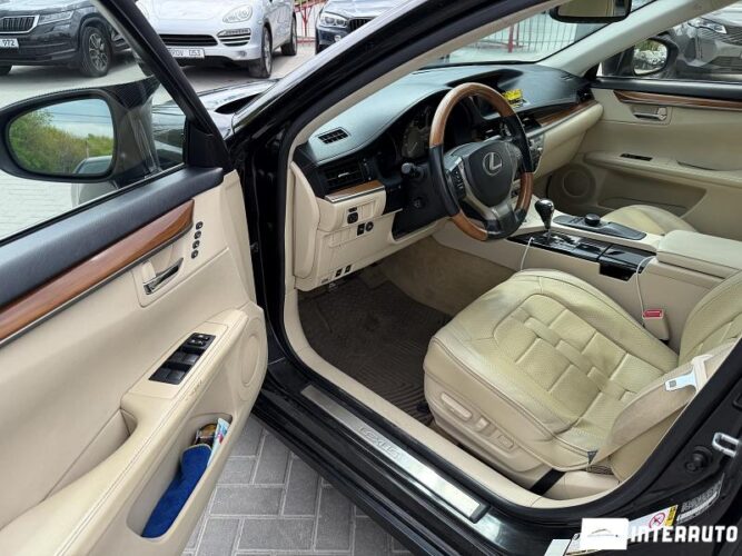 lexus ES 300h 2012