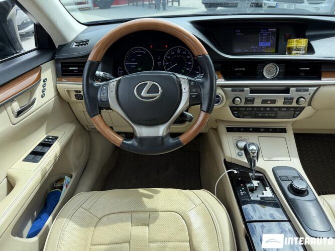 lexus ES 300h 2012