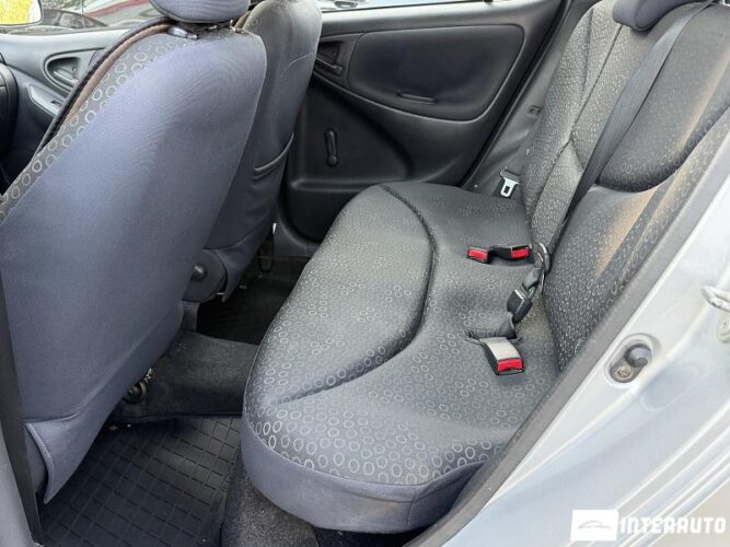 toyota Yaris 2004