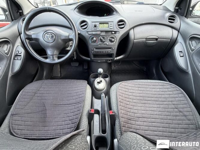 toyota Yaris 2004