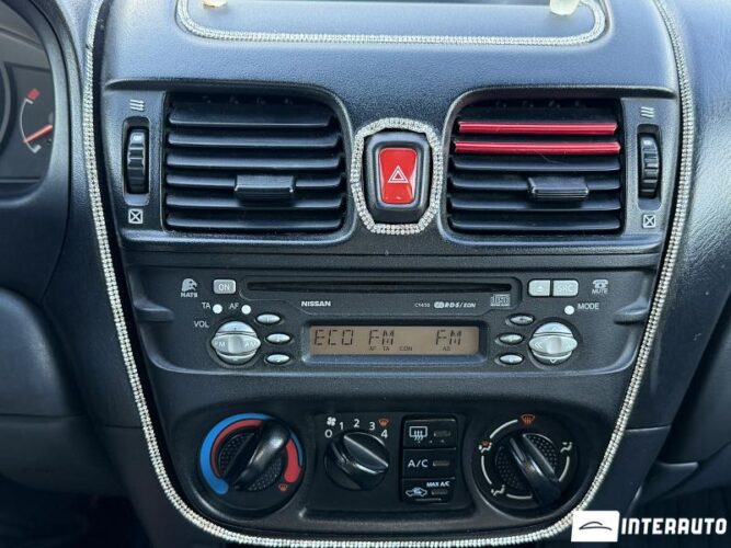 nissan Almera 2005