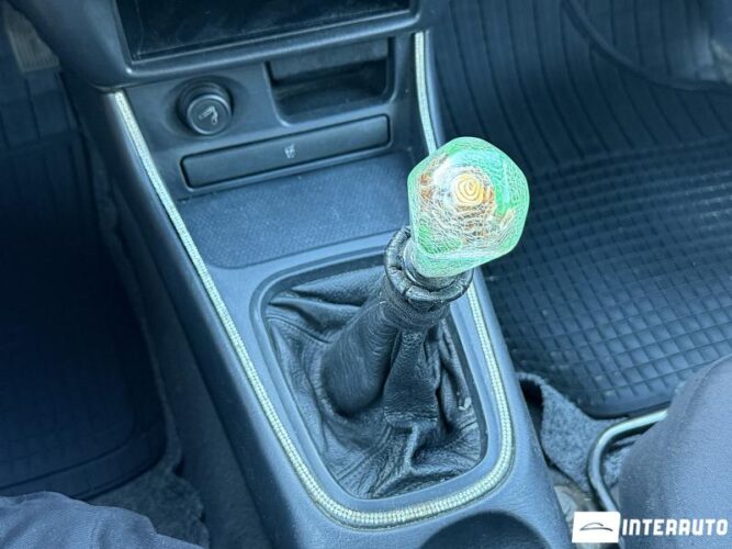 nissan Almera 2005