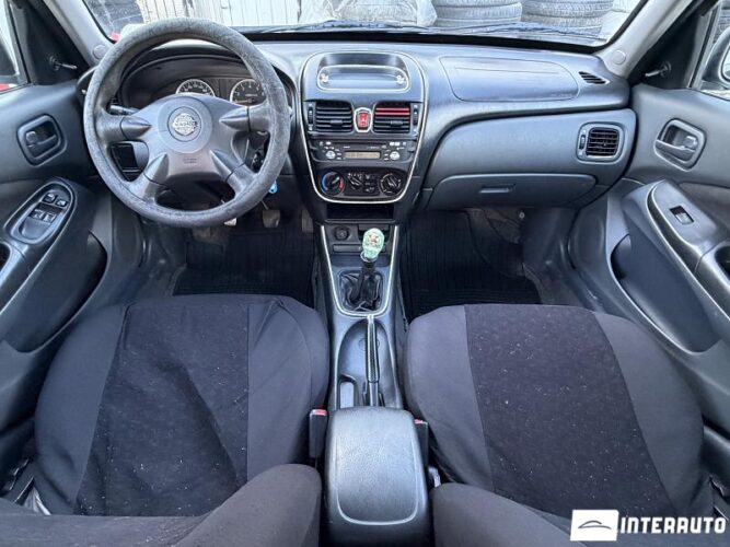 nissan Almera 2005
