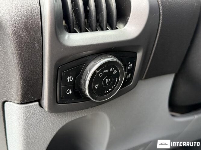 ford Transit 2017