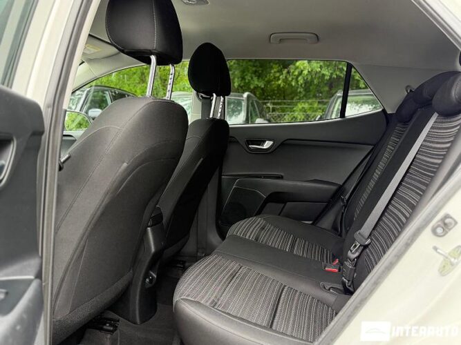 Kia Stonic 41 kia Stonic 2018