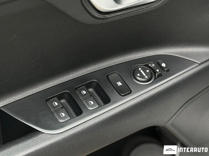 Kia Stonic 32 kia Stonic 2018