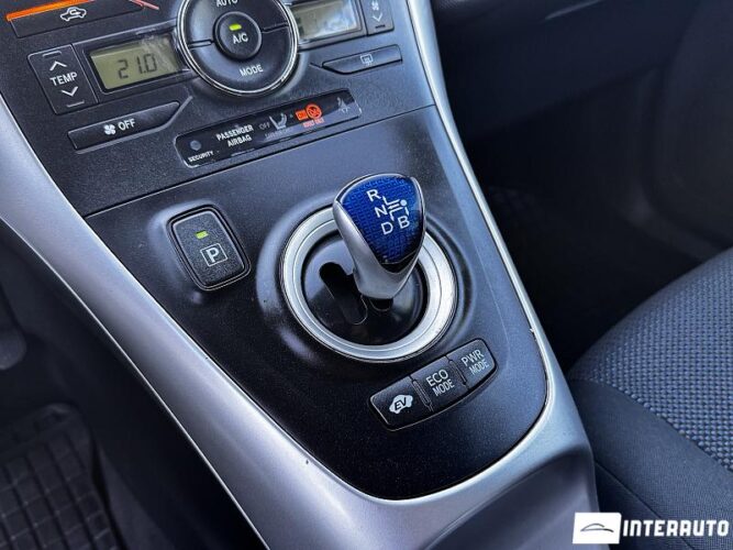 toyota Auris 2012