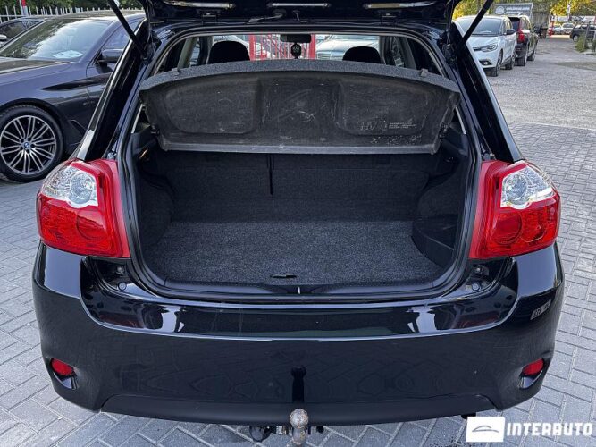 toyota Auris 2012