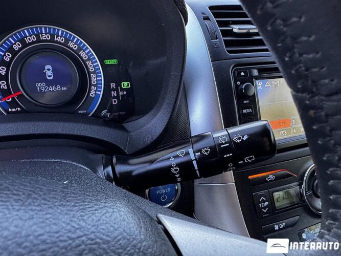 toyota Auris 2012