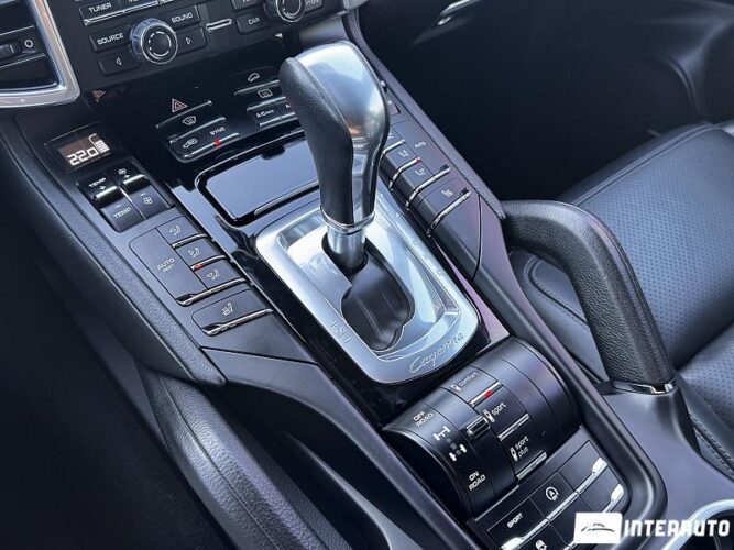 porsche Cayenne 2015