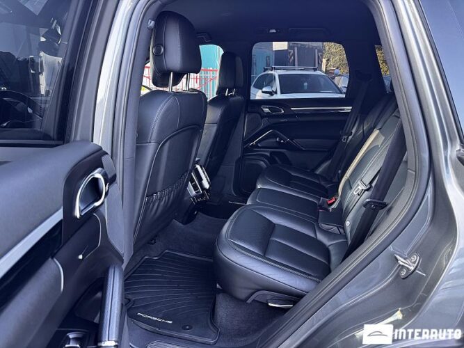 porsche Cayenne 2015