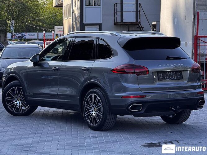 porsche Cayenne 2015