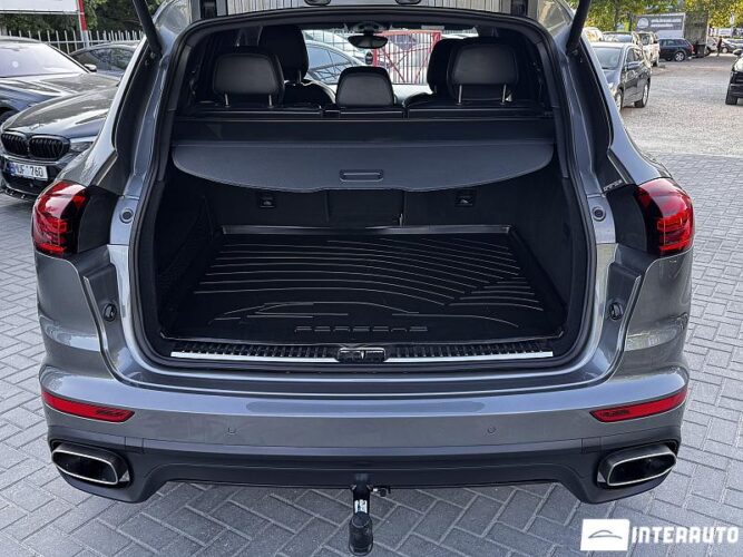 porsche Cayenne 2015