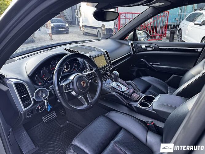 porsche Cayenne 2015