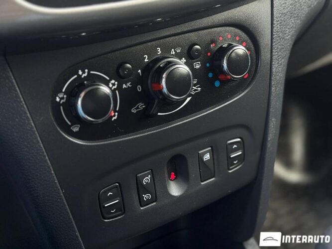 Dacia Sandero 37 dacia Sandero 2016