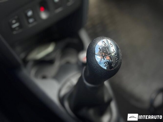 Dacia Sandero 38 dacia Sandero 2016