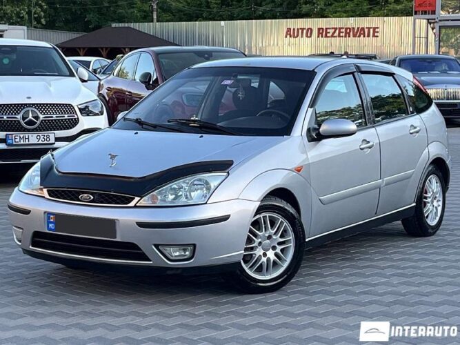 Ford Focus 2002 doar la InterAuto