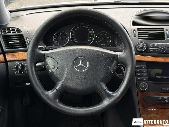 Mercedes E 270 39 mercedes E 270 2003