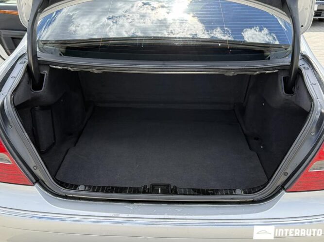 Mercedes E 270 47 mercedes E 270 2003